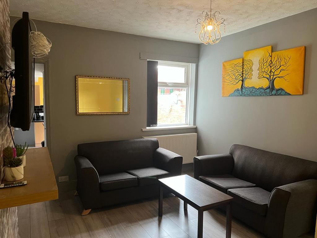 Nuns Moor Fully Equipped Kitchen Free Parking Netflix Apartment นิวคาสเซิล อะพอน ไทน์ ภายนอก รูปภาพ