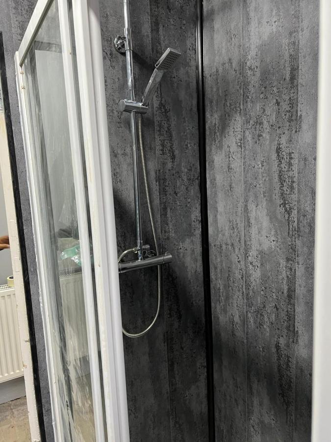 Nuns Moor Fully Equipped Kitchen Free Parking Netflix Apartment นิวคาสเซิล อะพอน ไทน์ ภายนอก รูปภาพ