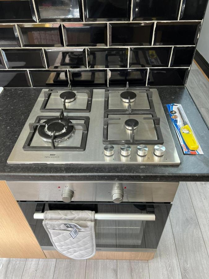 Nuns Moor Fully Equipped Kitchen Free Parking Netflix Apartment นิวคาสเซิล อะพอน ไทน์ ภายนอก รูปภาพ