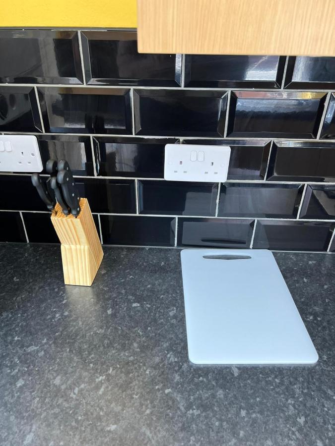 Nuns Moor Fully Equipped Kitchen Free Parking Netflix Apartment นิวคาสเซิล อะพอน ไทน์ ภายนอก รูปภาพ