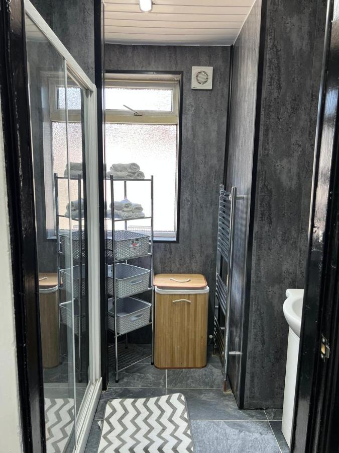 Nuns Moor Fully Equipped Kitchen Free Parking Netflix Apartment นิวคาสเซิล อะพอน ไทน์ ภายนอก รูปภาพ